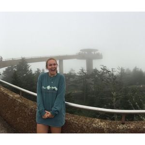 Meet your Posher, Olivia